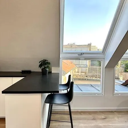 Stylisches In Zentraler Lage - Mit Klima *